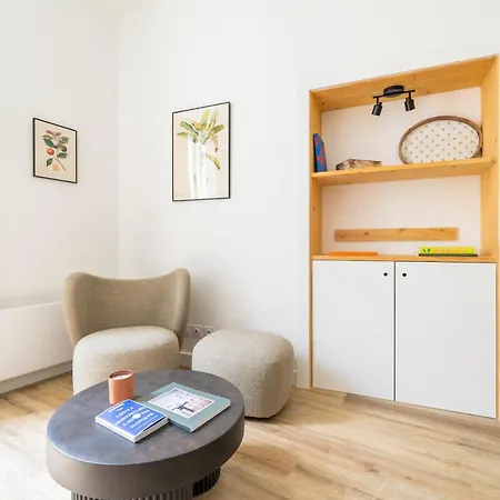 アパート Design, Wifi, Centre Historique, Balcon