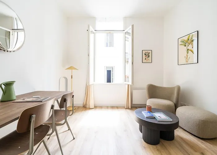 Διαμέρισμα Design, Wifi, Centre Historique, Balcon *